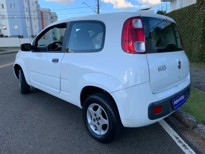 Fiat Uno Vivace 1.0 EVO Fire Flex 8V 3P 2014