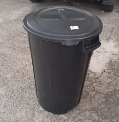 BALDE 120 LITROS COM TAMPA
