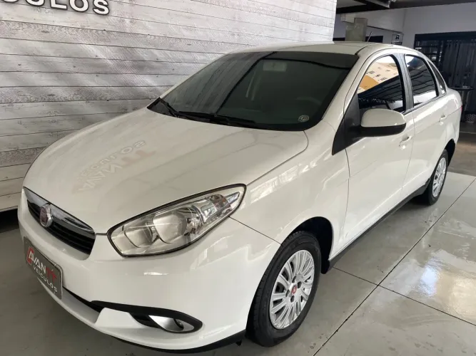Fiat Grand Siena Attrac. 1.4 EVO F.flex 8V 2014