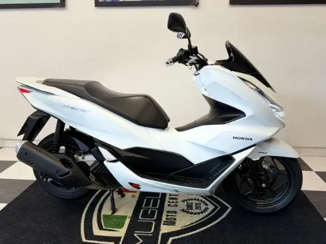 HONDA PCX 2024 IMPECAVEL!! MUGELLO MOTOCENTER.