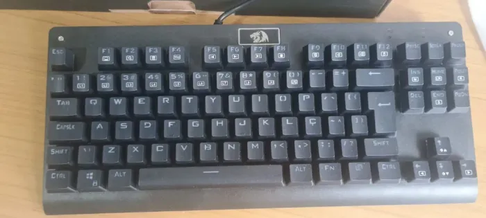 Teclado Redragon K568 Preto Qwerty Rainbow Outemu Brow 6