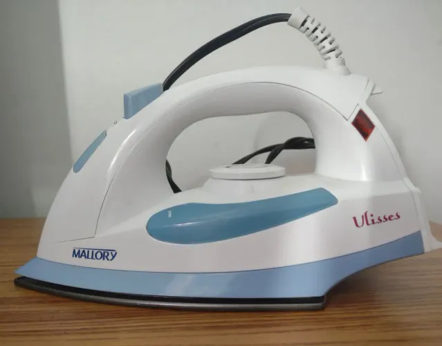 Ferro Mallory Ulisses branco / azul 127