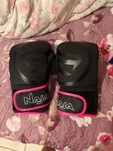 Vendo luva muay thai