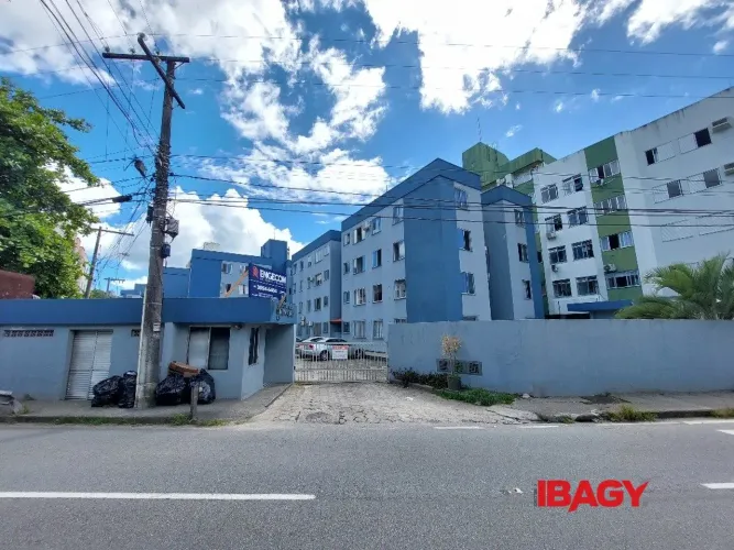 Excelente Apartamento 2 dormitório(s) em Itacorubi - Florianópolis