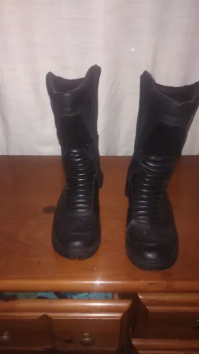 Coturno militar cano alto 42