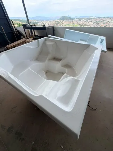 Hidromassagem de 5 lugares com deck