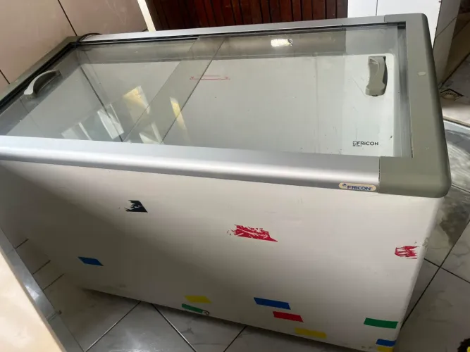 Vendo frizeer deitado