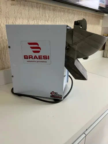 Ralador de Queijo Industrial com três lâminas seminovo