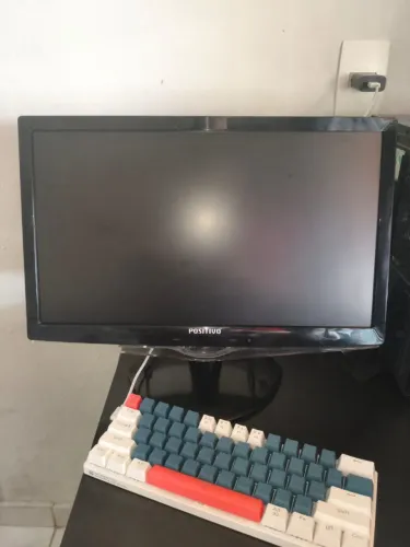 Monitor positivo 18.5 polegadas 83 hz