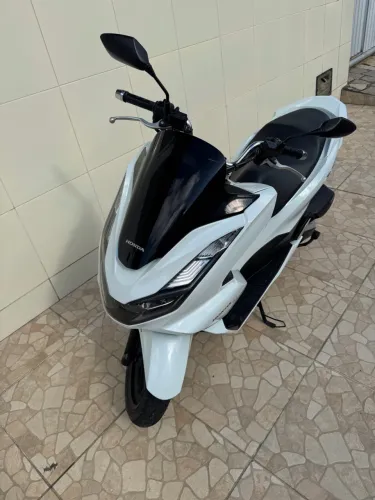 PCX 160 2024 pouco rodada
