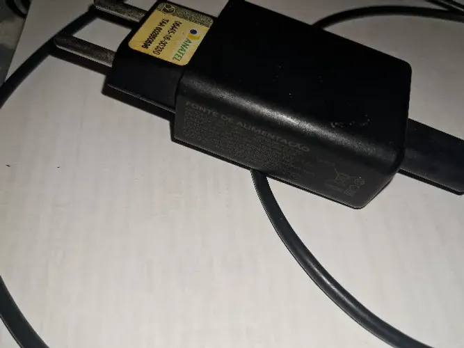 Carregador original Motorola selo Anatel de celulares etc