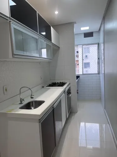 Alugo apartamento no total life Augusto M