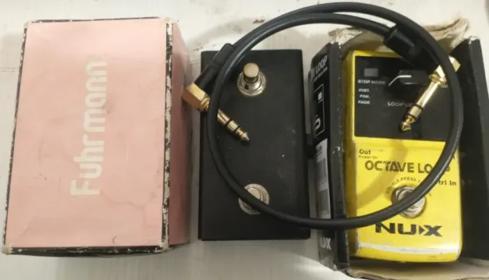Pedal Loop Octave Nux + Footswitch com cabo estéreo + Pedal Chorus Cycle Furhmann