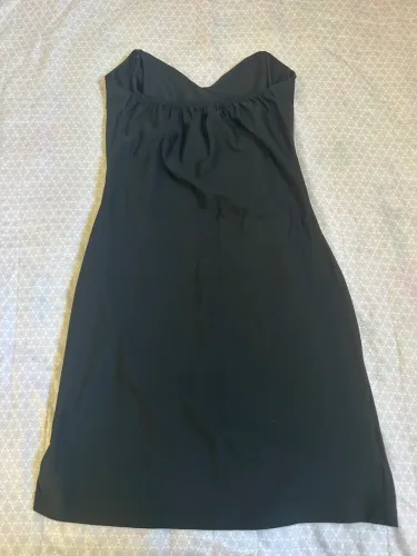 Vestido Tomara que Caia Preto com Drapeado Lateral