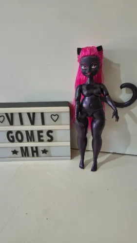 Monster High catty noir g3