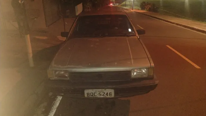 Volkswagen Santana Glsi / GLS 1.8/ 2.0 (álcool) 1988