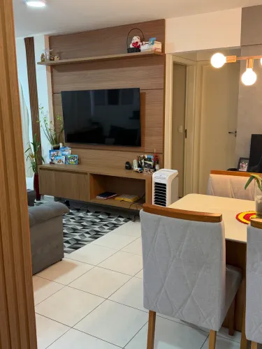 APARTAMENTO 2 QUARTOS | SEMI MOBILIADO | 2 VAGAS COBERTAS