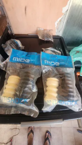 KIT AMORTECEDOR TRASEIRO DO VOYAGE