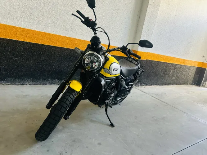 Ducati Scrambler Icon - Ano 2022 impecável