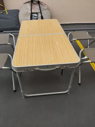 Mesa dobrável 4 lugares - vira maleta 
