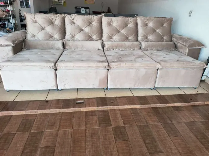 Sofá retrátil e reclinável,.
