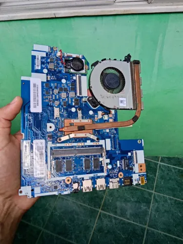 Placa Mãe Lenovo IdeaPad 320/330 - Modelo NM-B241 (Completa)