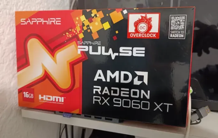 Placa de Vídeo AMD Sapphire RX 9060 XT 16GB (OC)