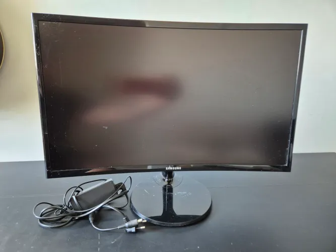 Monitor Samsung curvo (retirada de peças)