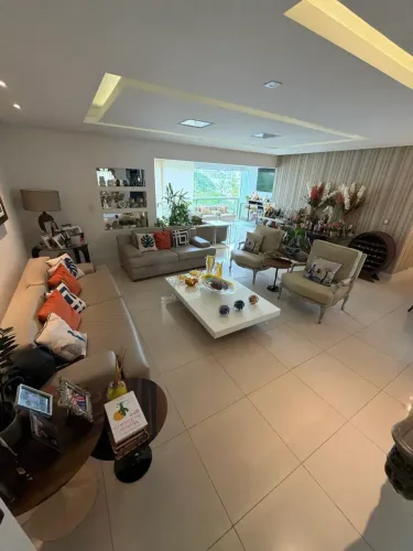 LE PARC - 3/4 - 3 SUITES - 1 GABINETE - DEPENDENCIA - 195m - PORTEIRA FECHADA - OPORTUNIDA