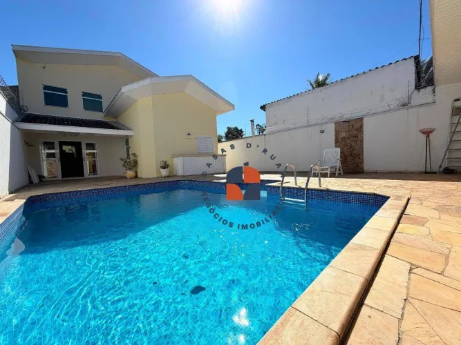 Casa à venda Jardim das Nações com 390m2 de terreno!
