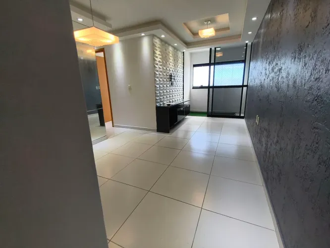 Lindo 2 Quartos com Varanda a Poucos Metros da Av Fernandes Lima 