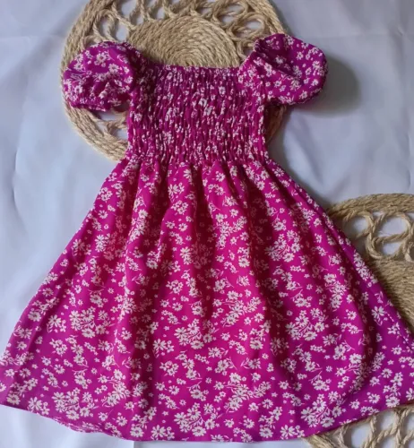 Vestido Ciganinha Infantil Floral com Forro Interno. Tamanhos 4,6,8 e 10.