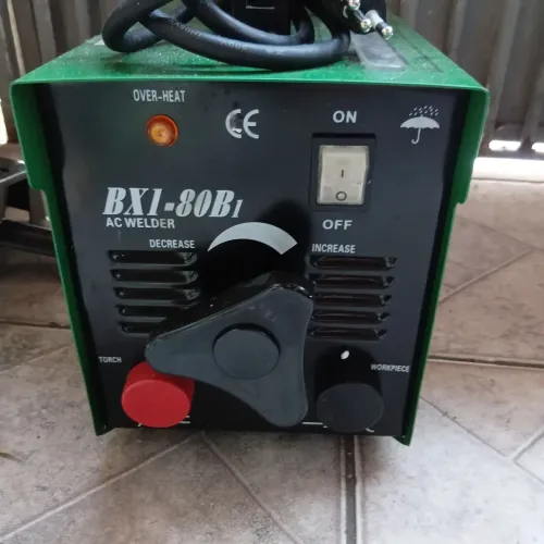 Máquina de solda elétrica