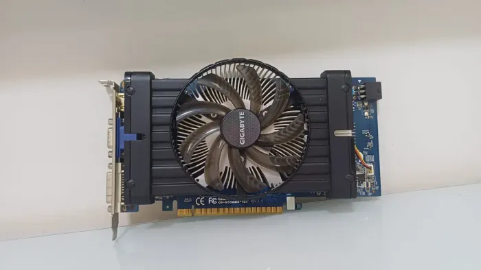 Placa de Video GTX 550TI 