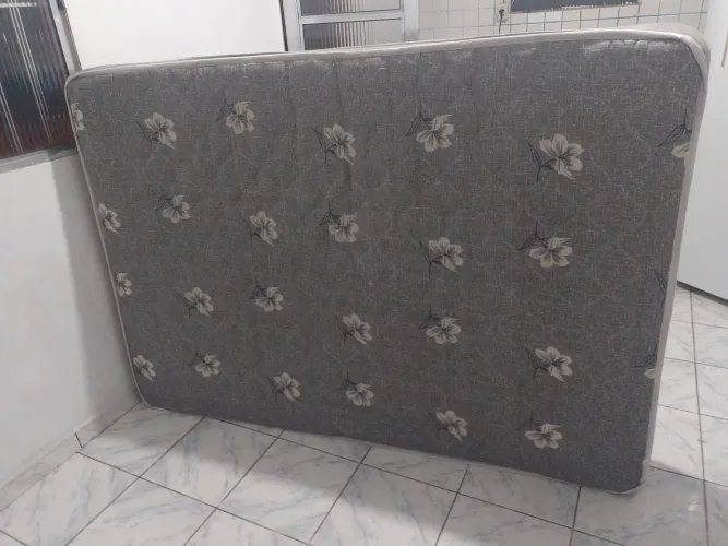 COLCHÃO SEMINOVO