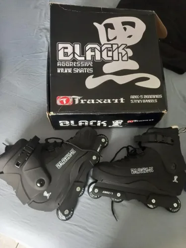 Patins Traxart Black X Street Aggressive