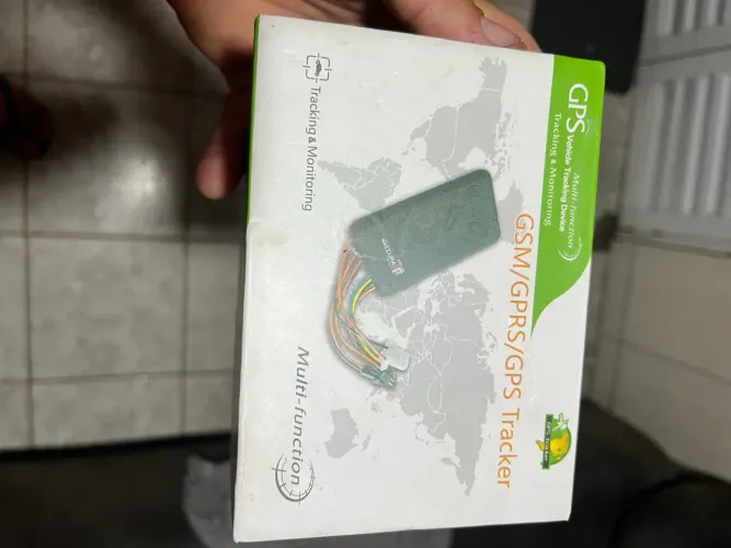 GPS RASTREADO E BLOQUEADOR pra moto ou carro.