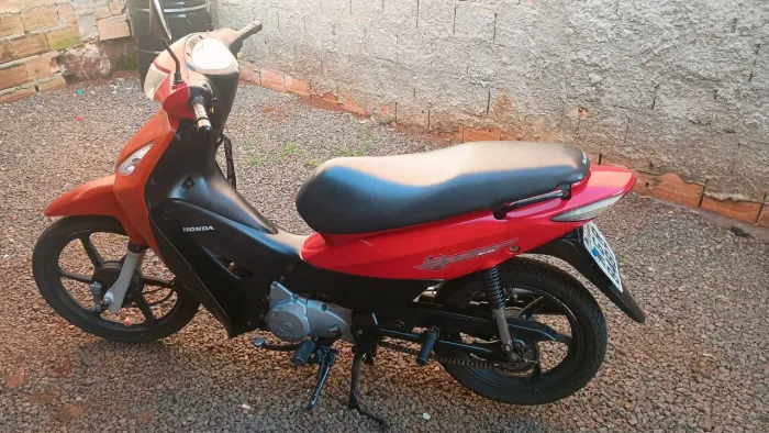 Honda biz 125 es 2010