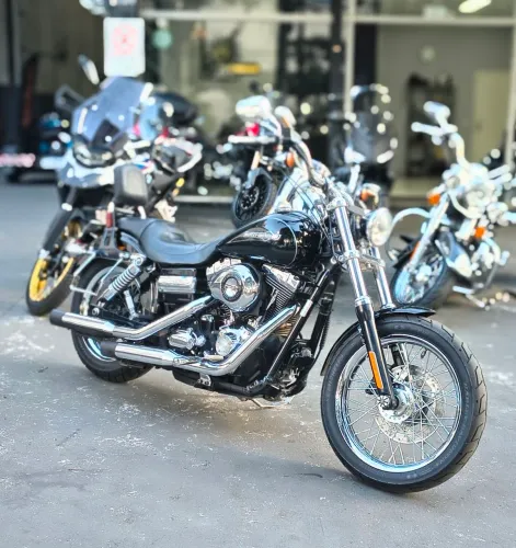 Harley Davidson Dyna Super Glide Custom