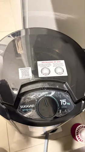 Vendo tanquinho e centrifuga cemi-novos, menos de 1 ano de uso 
