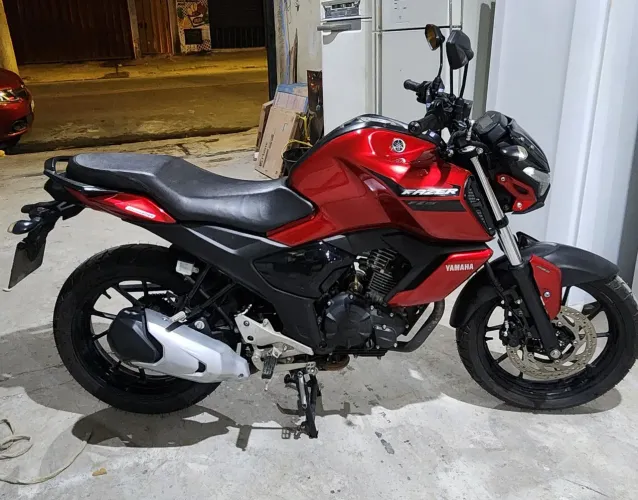 Fz15, toda revisada, só pegar e andar, 31 99944.6073.