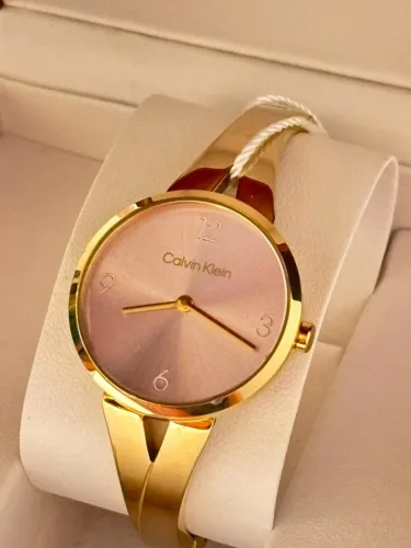 Relógio Feminino Calvin Klein Joyful - 30mm (Usado)