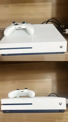 XBOX ONE S 500gb