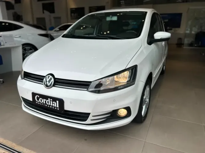 Volkswagen Fox Comfortline 1.0 Flex 8V 5P 2015