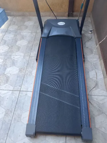 Esteira EVO 1500 digital 