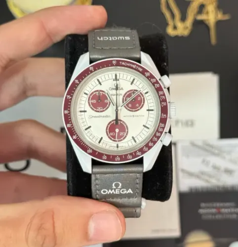 Omega Speedmaster MoonSwatch Mission to Mars 42mm