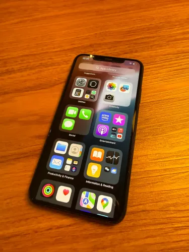 iPhone 11 Pro Max 64GB Midnight Green - Impecável - Preço pra vender rápido!