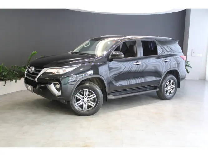 Toyota Hilux SW4 SRV 4X2 2.7 Flex 16V Aut. 2020