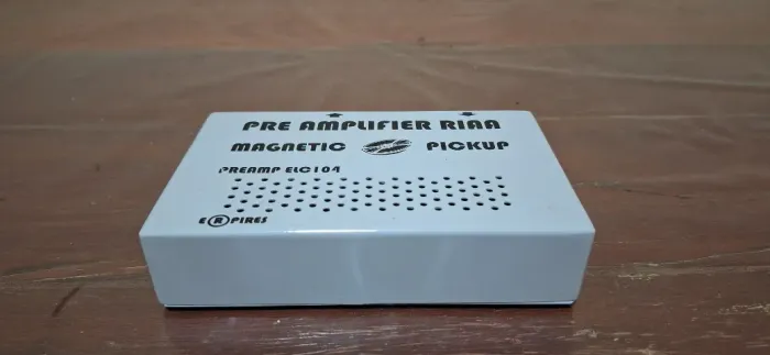 PRÉ-AMPLIFICADOR PHONO RIAA E.R. PIRES ELC 104