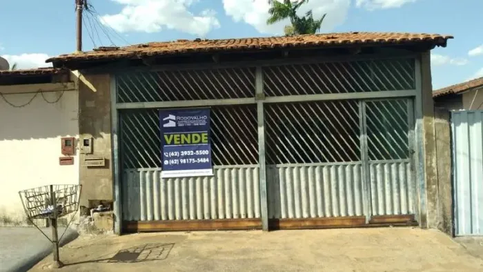 CASA C/ 3 QUARTOS DE 180 M² À VENDA - PARQUE SANTA RITA - GOIÂNIA - GO